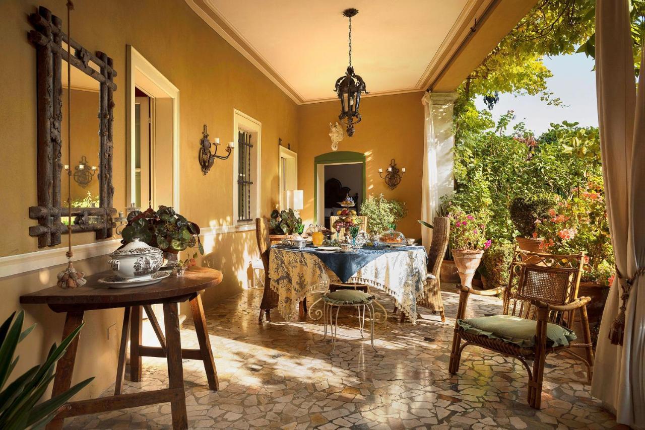 לונאטו B&B Alla Mezza Luna מראה חיצוני תמונה