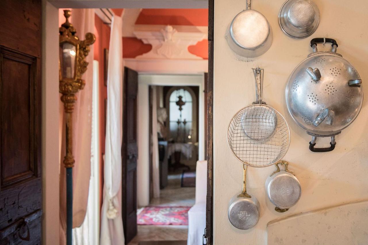 לונאטו B&B Alla Mezza Luna מראה חיצוני תמונה